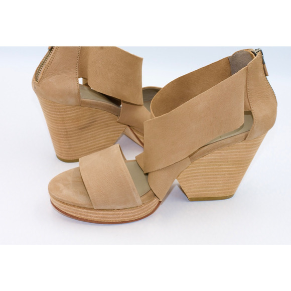 Eileen Fisher Women's Ellis Earth Tumbled Nubuck 8.5 M Crossover Wedge Sandal - Picture 5 of 6